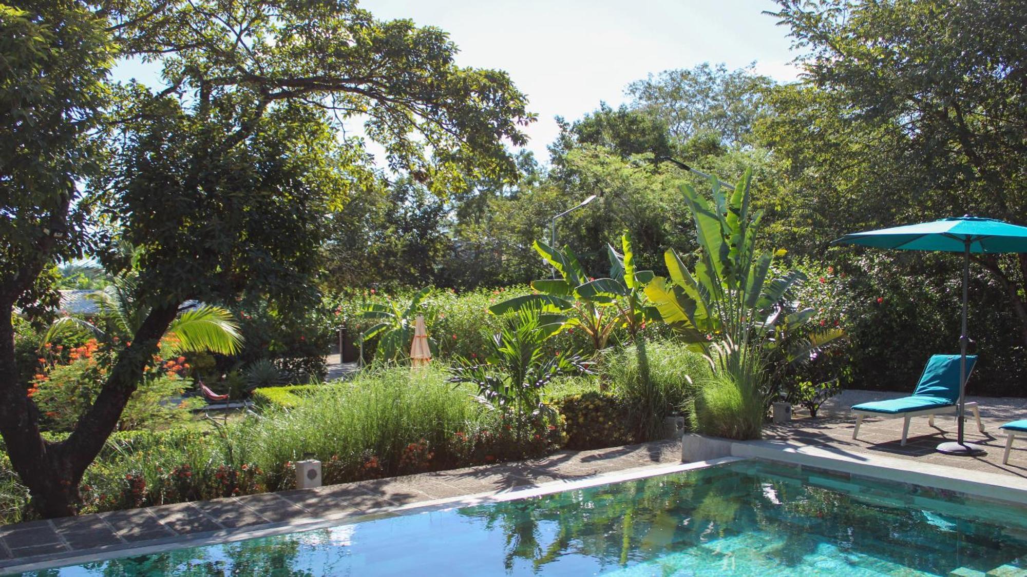 Tee-K Lodge Tamarindo Exterior photo